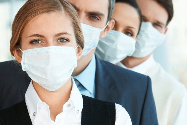 Два новых ограничения – штраф до 300 000 руб и продлен режим удаленной работы
